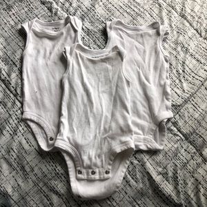 Carter’s 3 bundle tank bodysuits 3 months